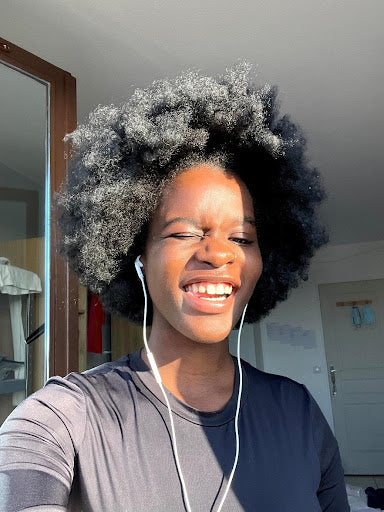 16 questions sur la beauté et les soins avec le mannequin et étudiante Khady Silman
