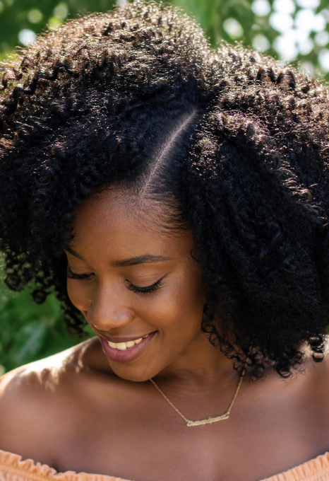 Scalp care : pourquoi le cuir chevelu est la base d’une belle chevelure