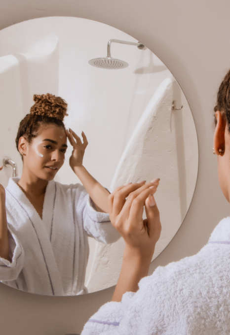Routine beauté du matin en 10 minutes pour femmes actives
